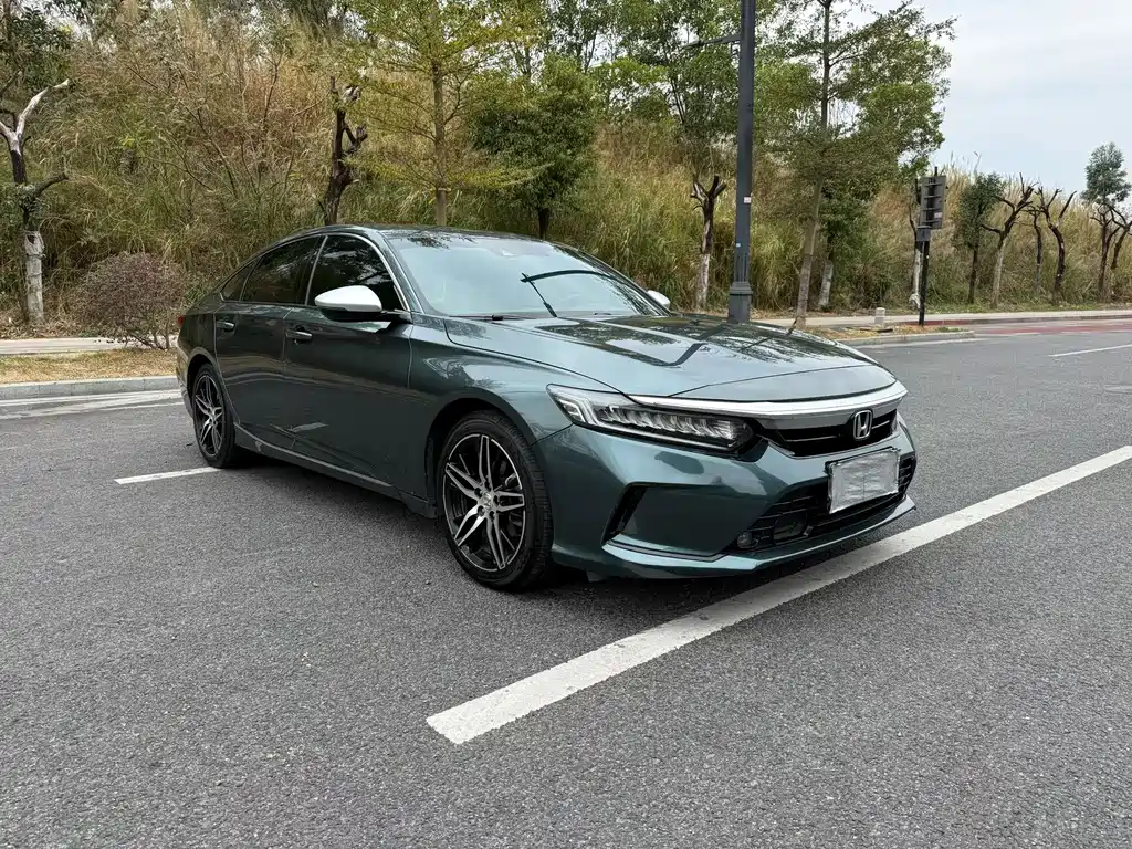 Honda Inspire — фото 3