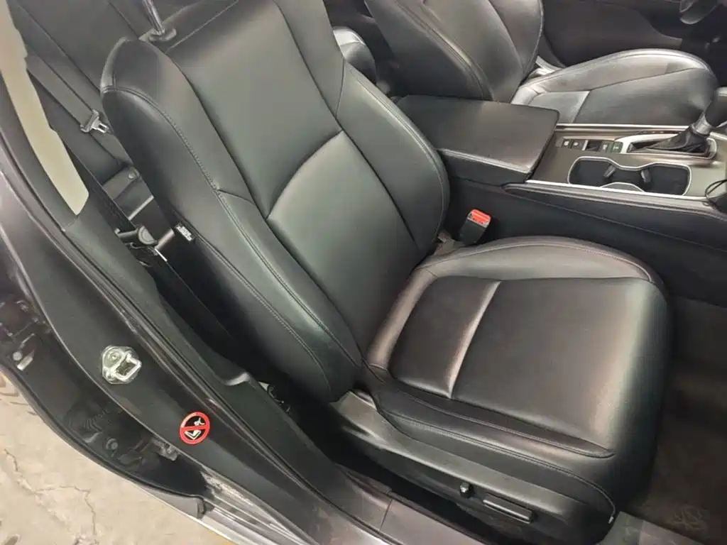 Honda Accord — фото 25