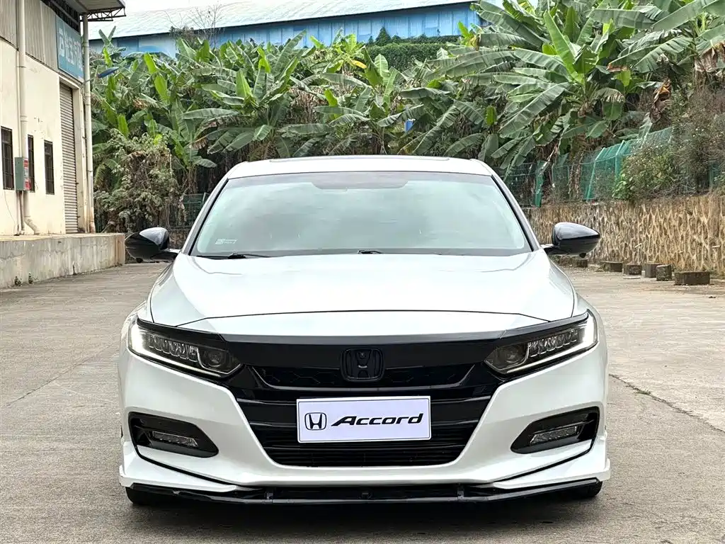 Honda Accord — фото 2