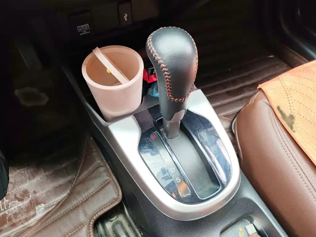 Honda Fit — фото 7