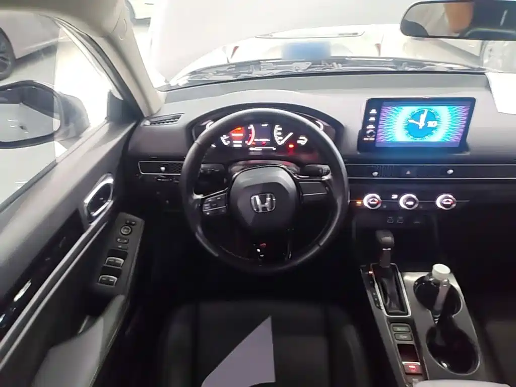 Honda Civic — фото 11