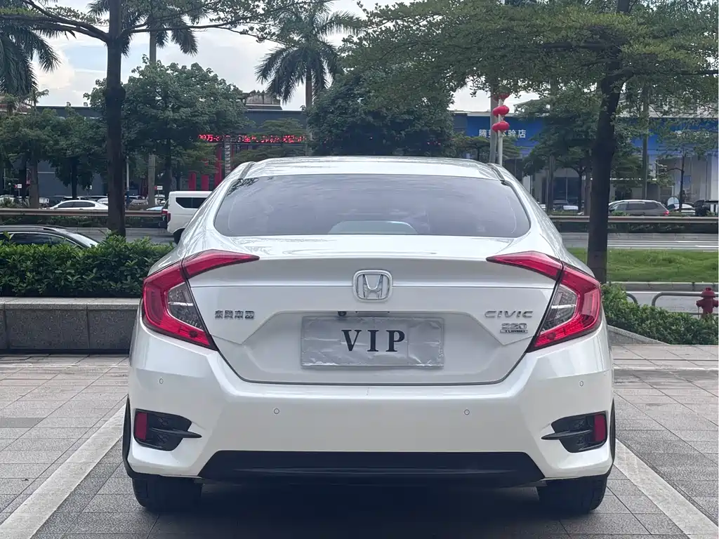 Honda Civic — фото 5