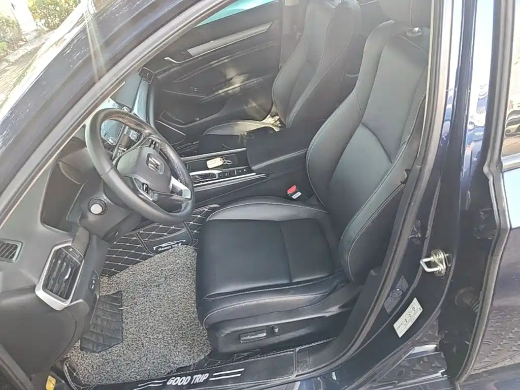 Honda Inspire — фото 15