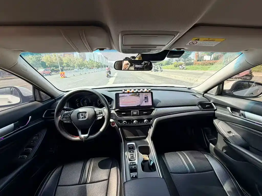Honda Accord — фото 3