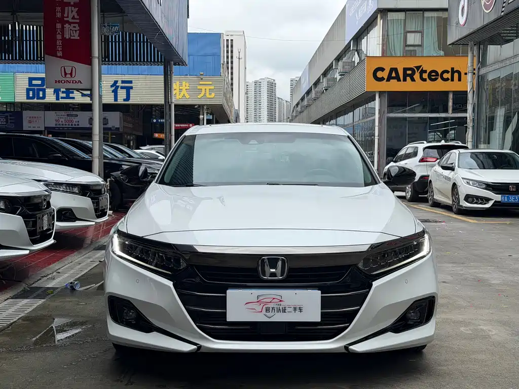 Honda Accord — фото 2