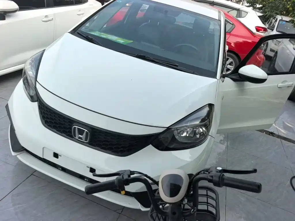 Honda Fit — фото 2