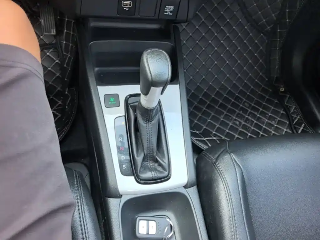 Honda Fit — фото 14