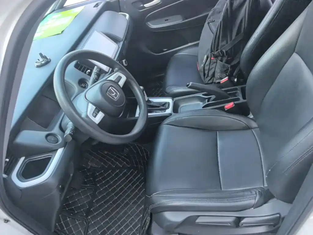 Honda Fit — фото 15