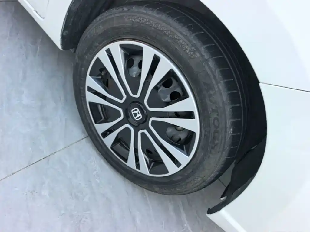 Honda Fit — фото 23