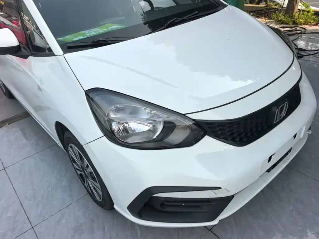 Honda Fit — фото 4