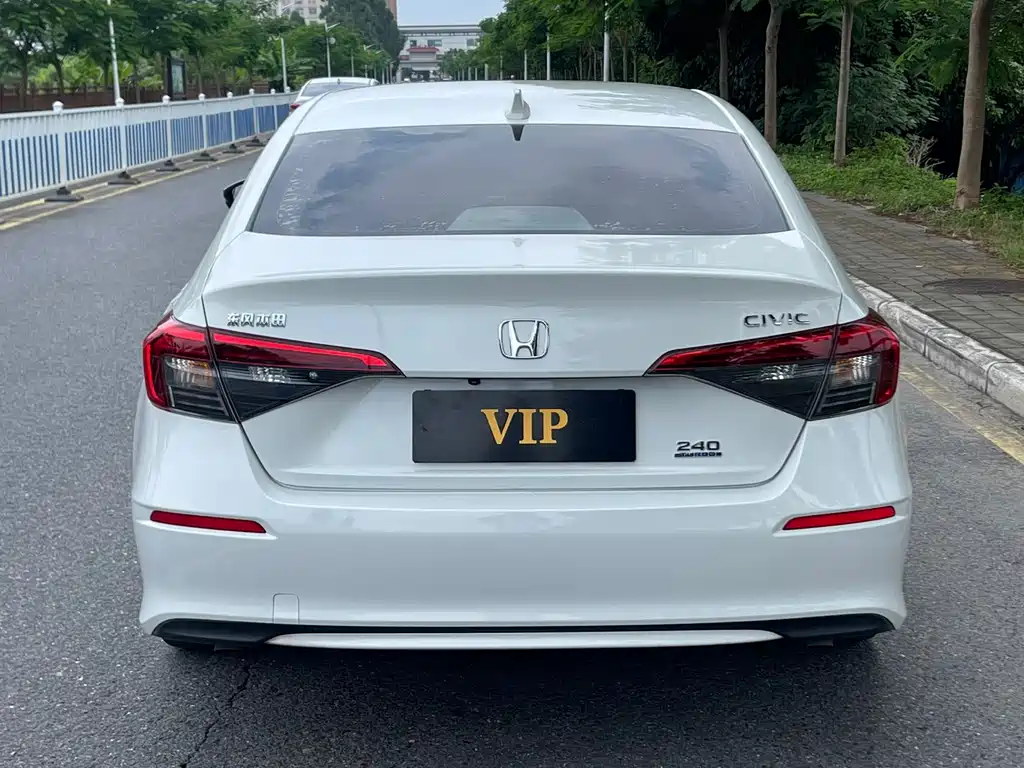 Honda Civic — фото 5