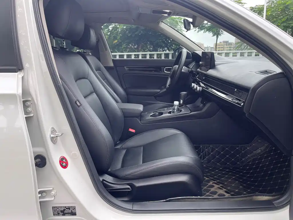 Honda Civic — фото 10