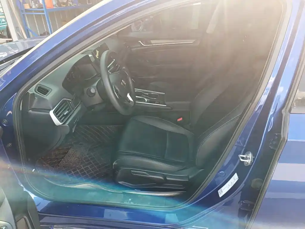 Honda Accord — фото 15