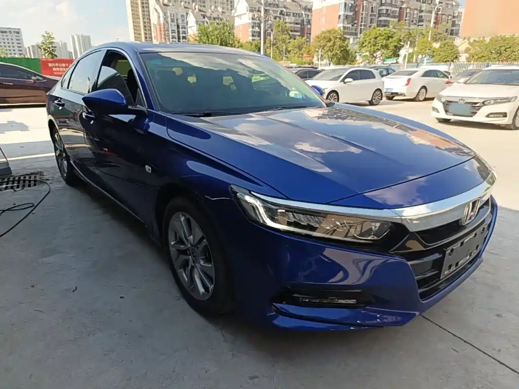 Honda Accord — фото 4