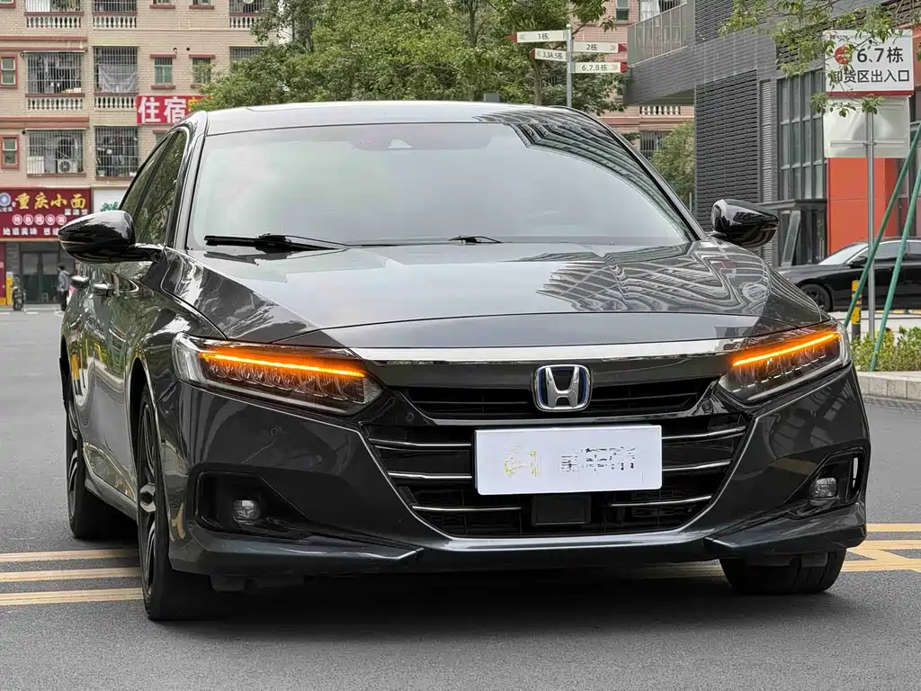 Honda Accord — фото 2