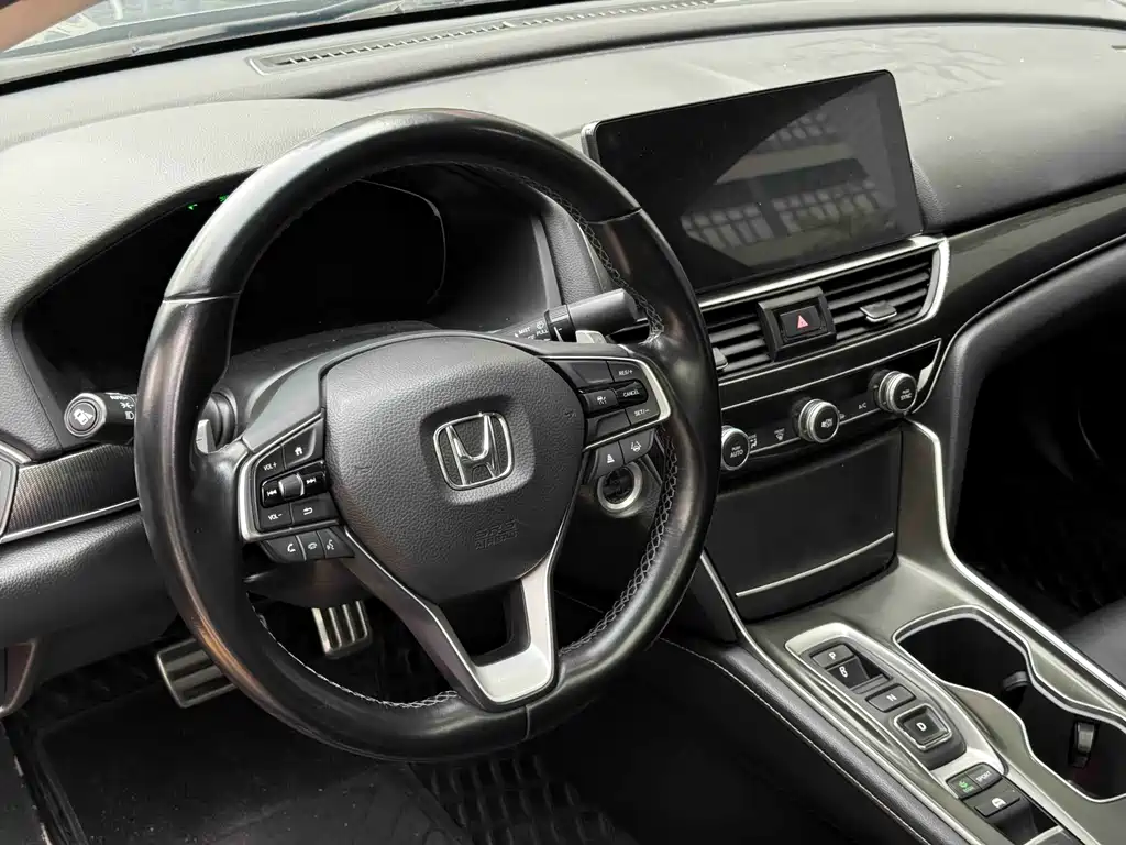 Honda Accord — фото 5