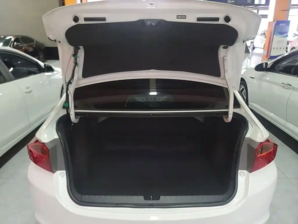 Honda City — фото 19