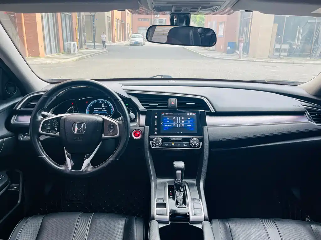 Honda Civic — фото 8