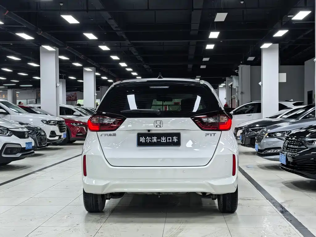 Honda Fit — фото 24