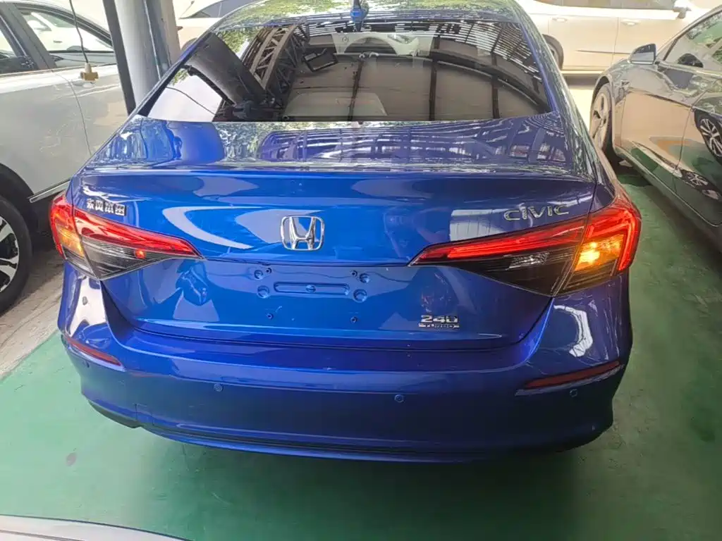 Honda Civic — фото 6