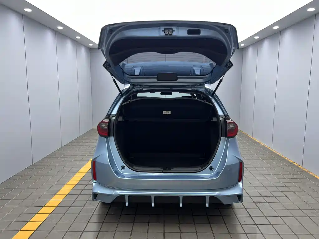 Honda Fit — фото 18