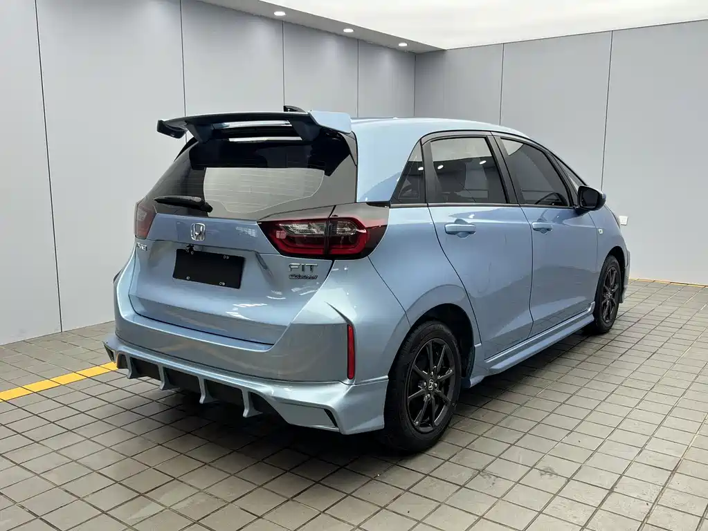 Honda Fit — фото 6