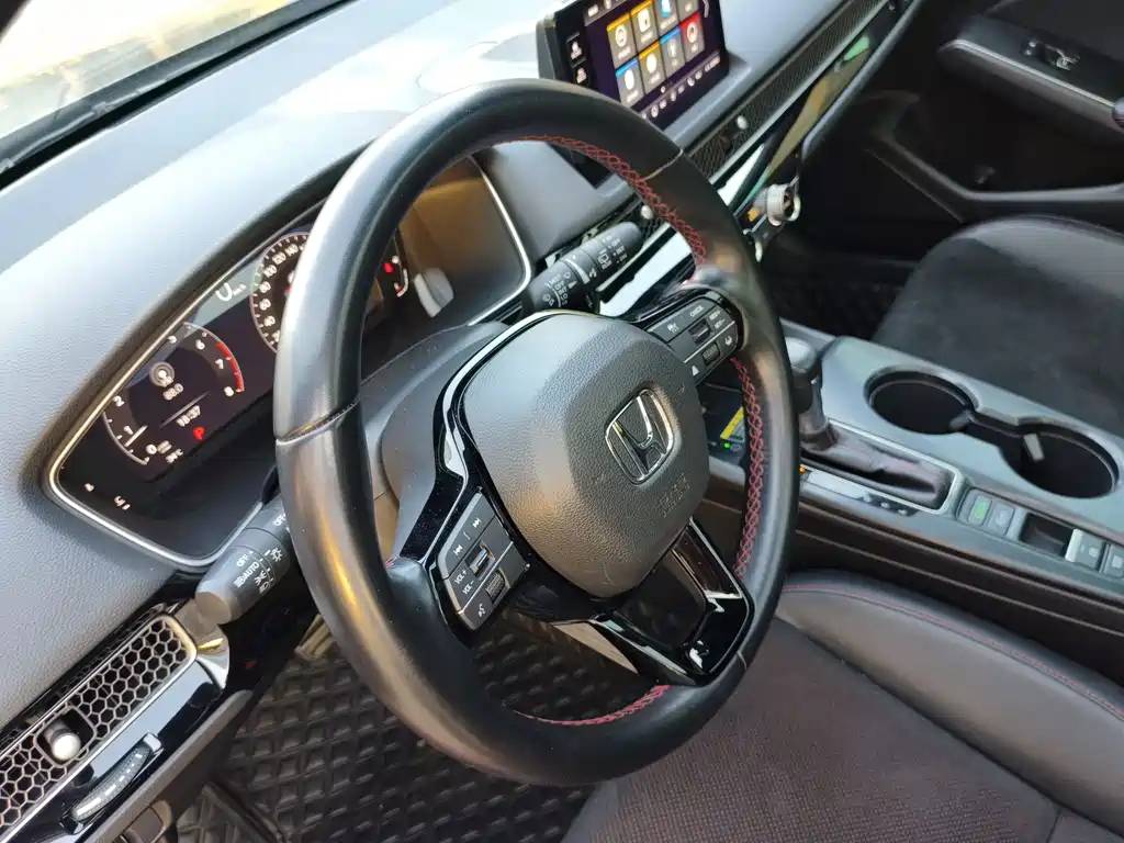 Honda Civic — фото 14