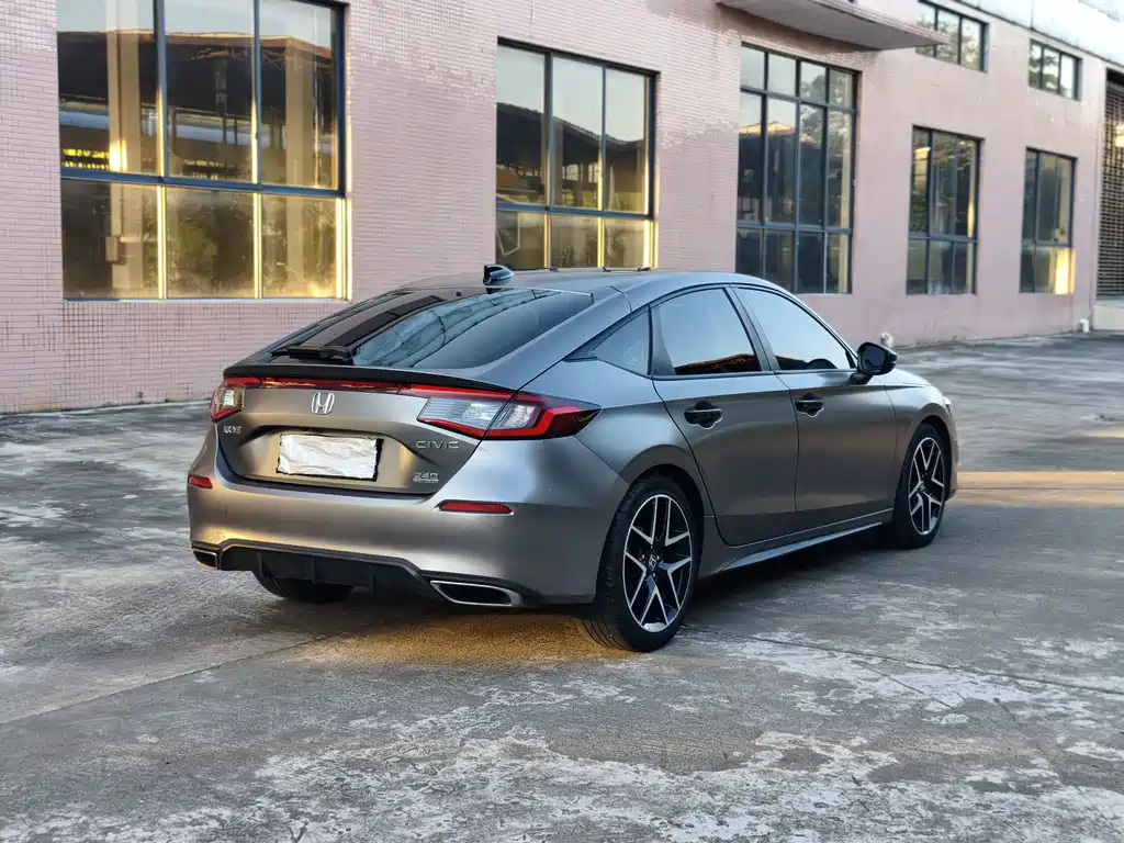 Honda Civic — фото 8