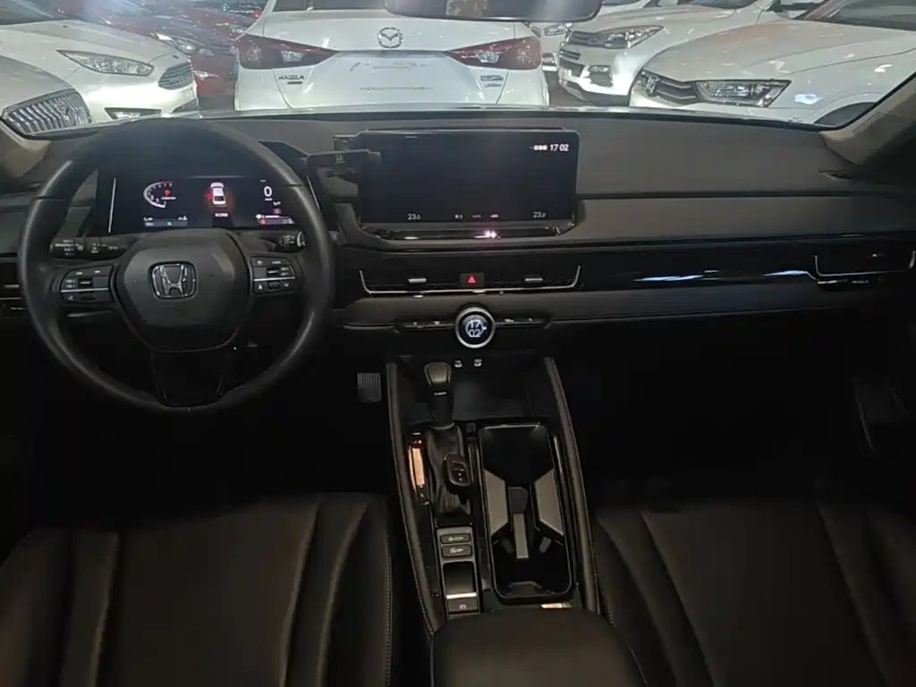 Honda Inspire — фото 10