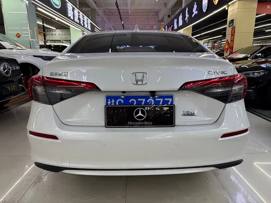 Honda Civic — фото 5