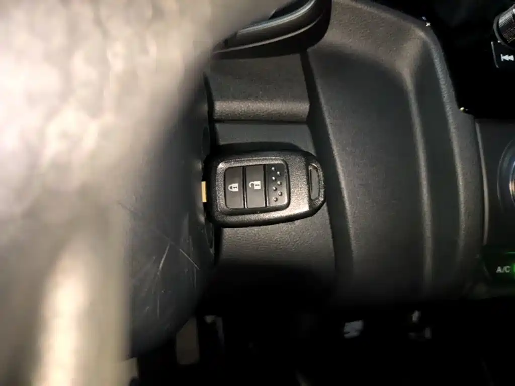 Honda Fit — фото 9