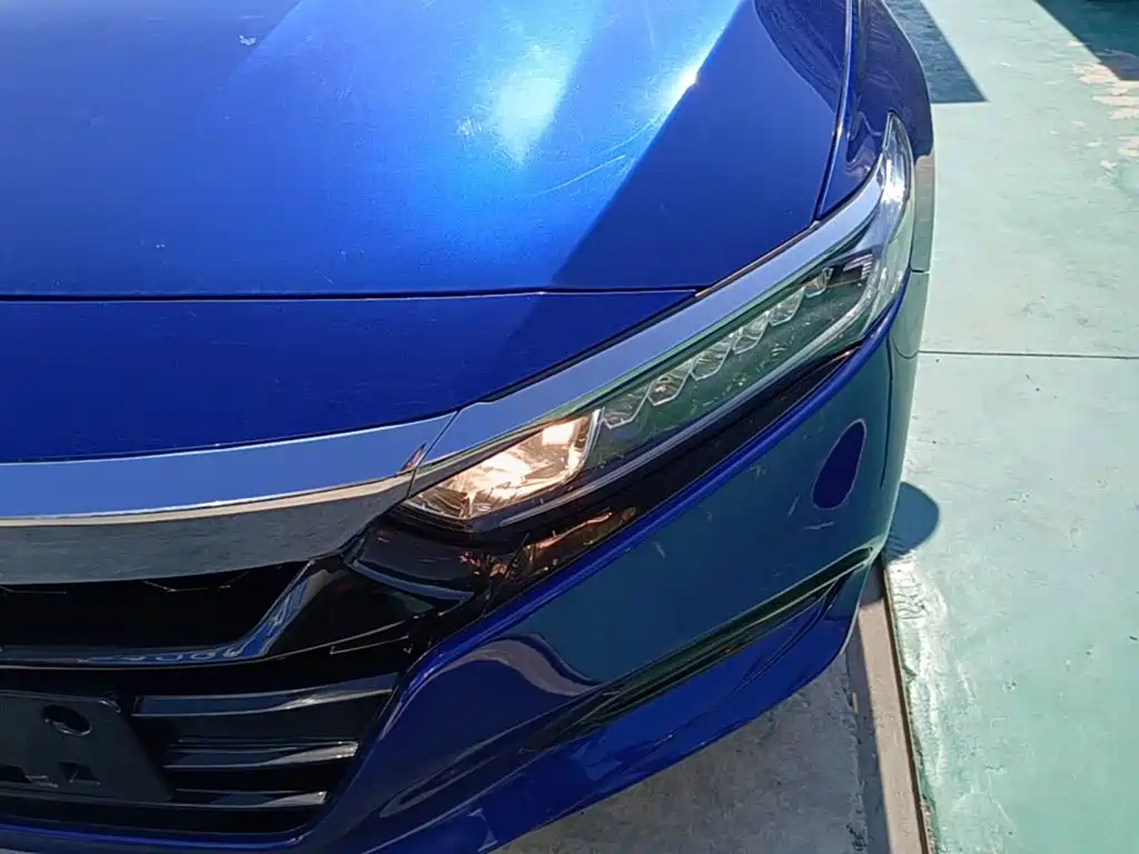 Honda Accord — фото 24