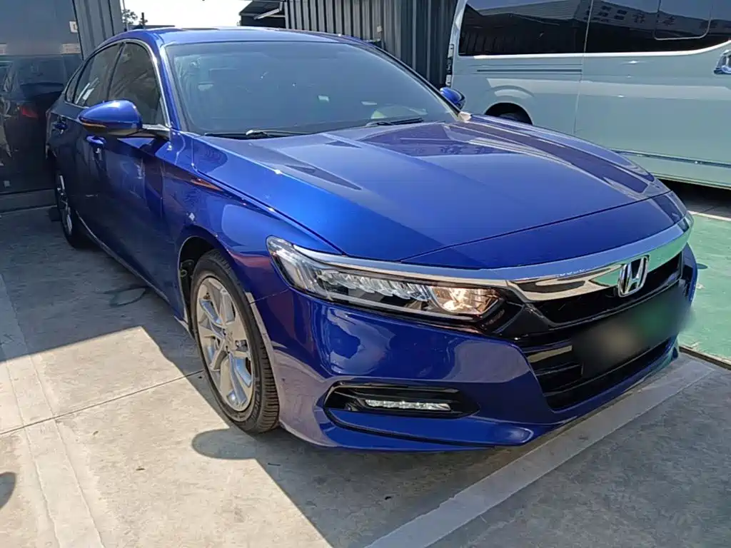 Honda Accord — фото 4