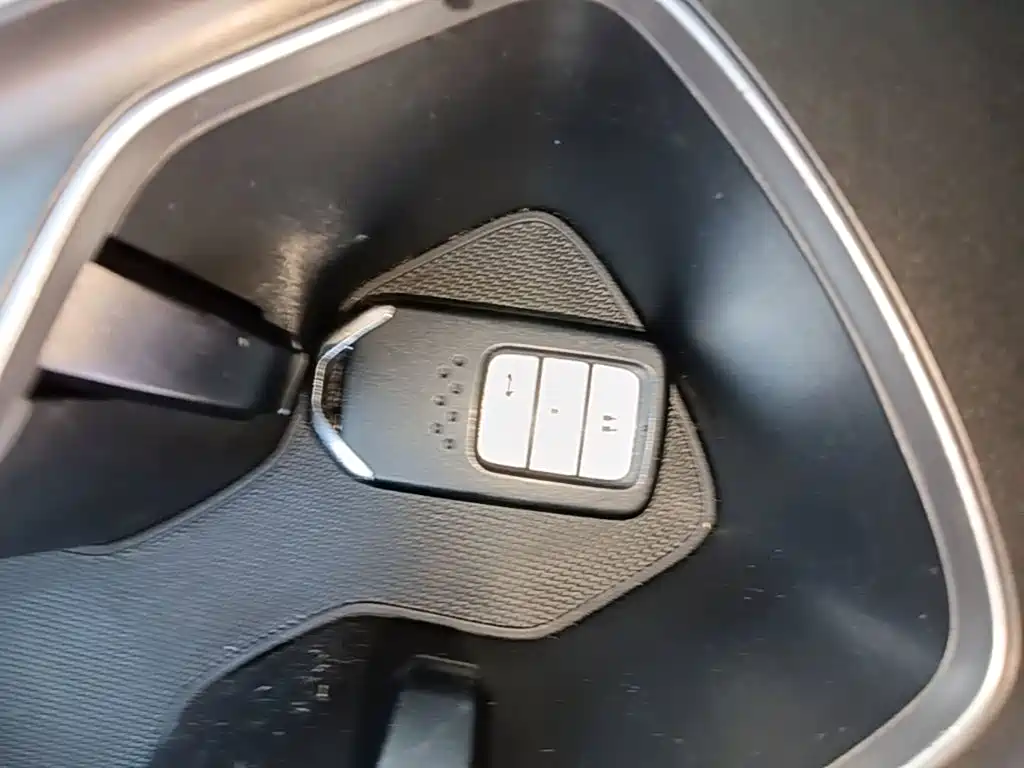 Honda Accord — фото 9