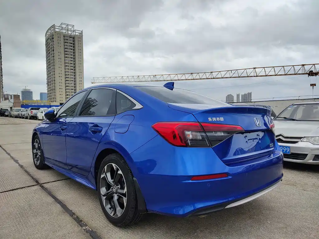 Honda Civic — фото 6