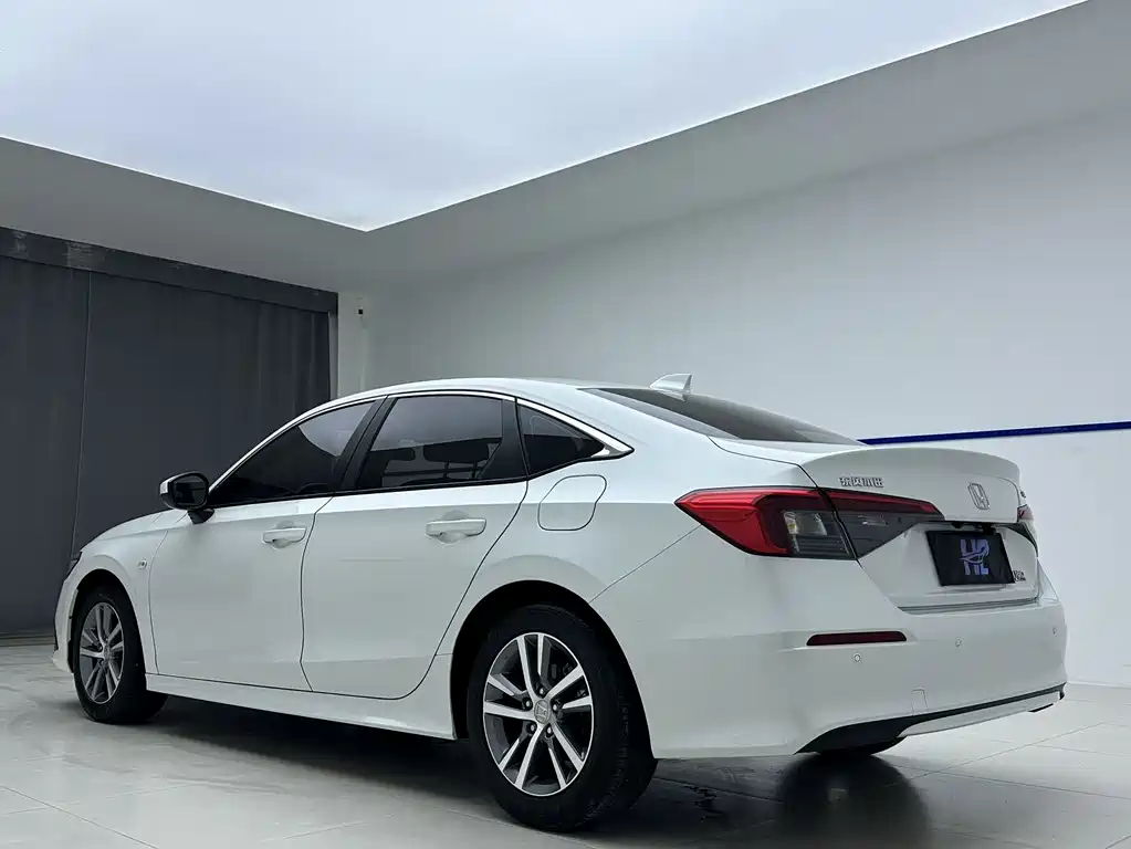 Honda Civic — фото 4