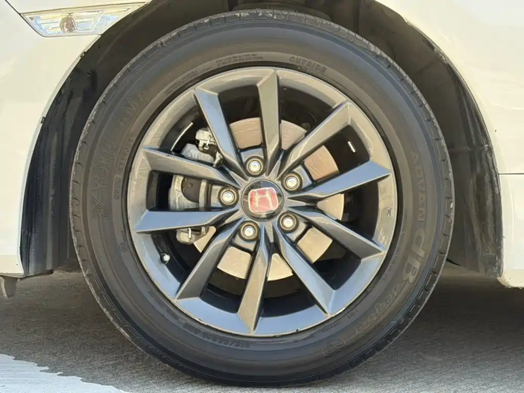 Honda Civic — фото 13
