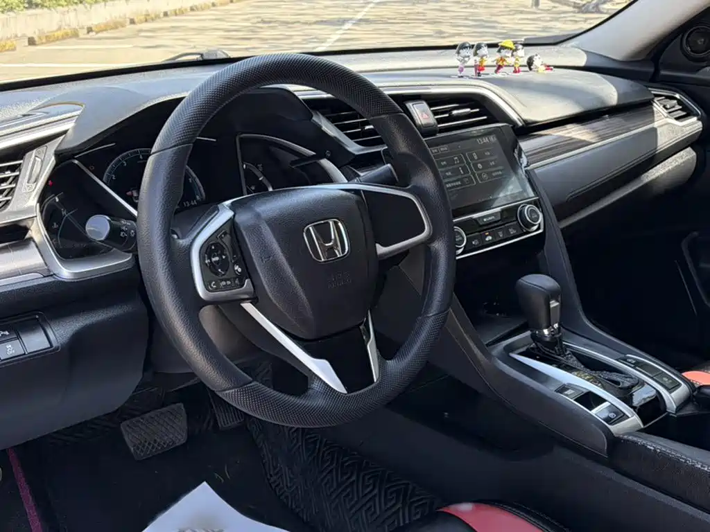 Honda Civic — фото 17