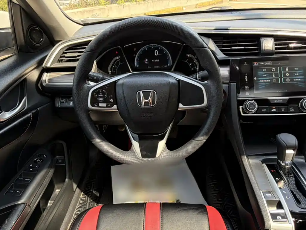 Honda Civic — фото 18