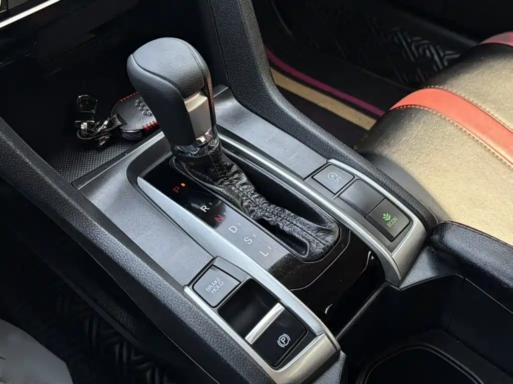 Honda Civic — фото 20