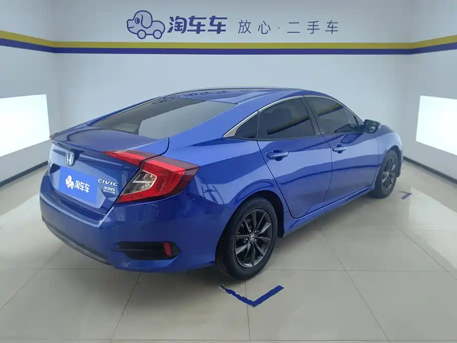 Honda Civic — фото 3