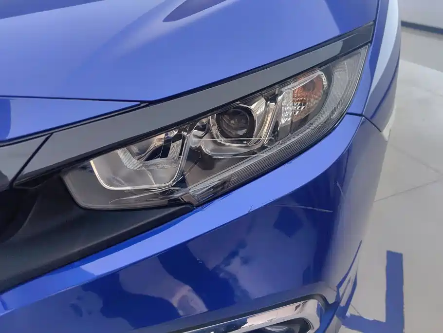 Honda Civic — фото 5