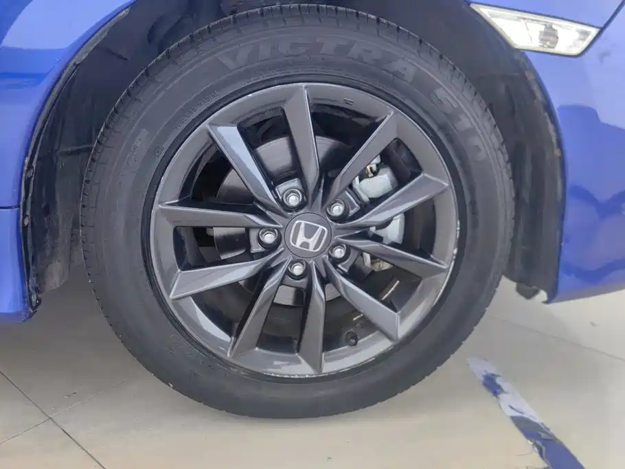 Honda Civic — фото 6