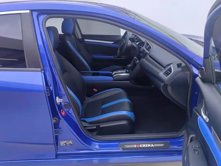 Honda Civic — фото 8