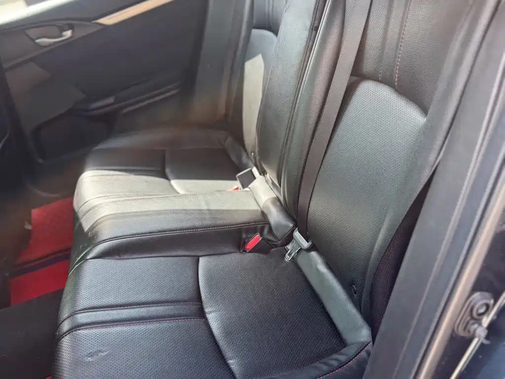 Honda Civic — фото 20