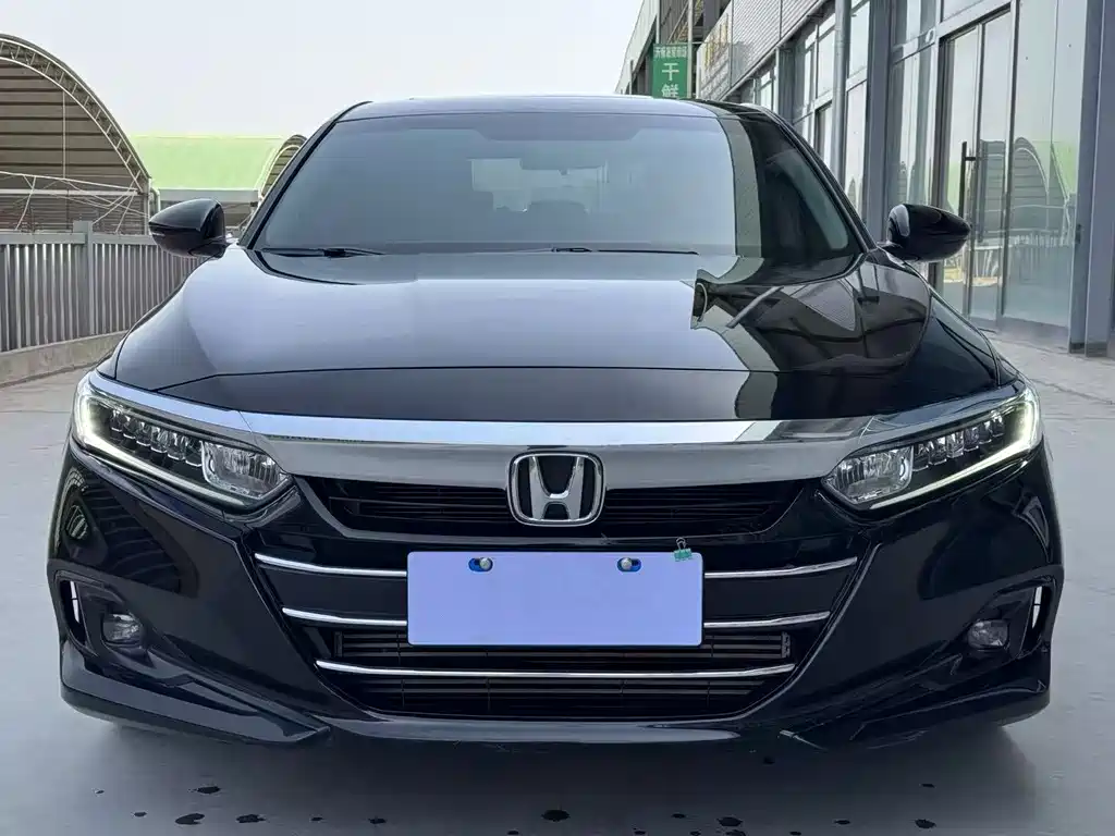 Honda Accord — фото 2