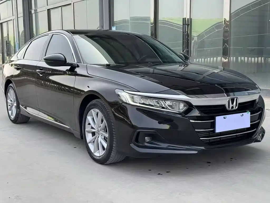 Honda Accord — фото 3