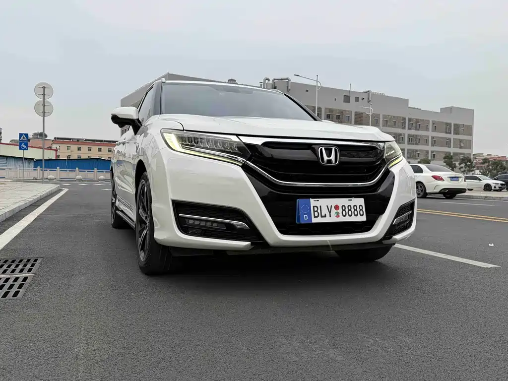 Honda UR-V — фото 7