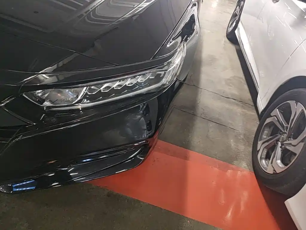 Honda Accord — фото 24