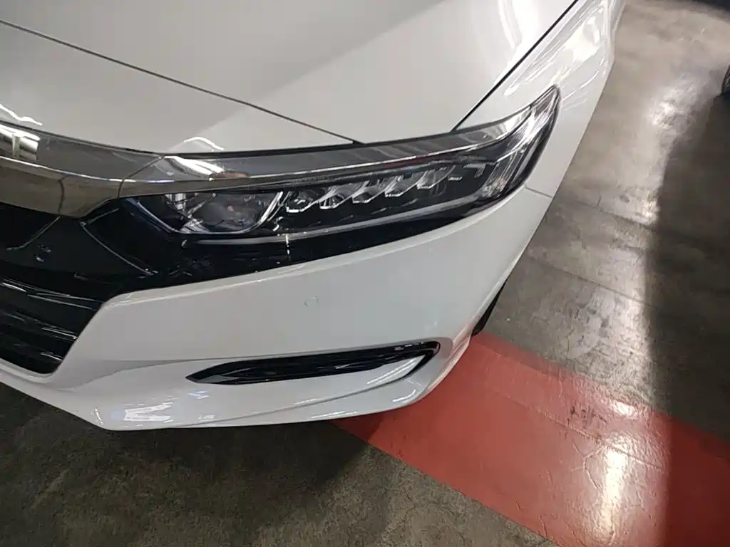 Honda Accord — фото 24